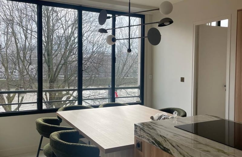 Rent of a spacious and modern 3-room apartment, 85 m², 16th arrondissement, Paris, France